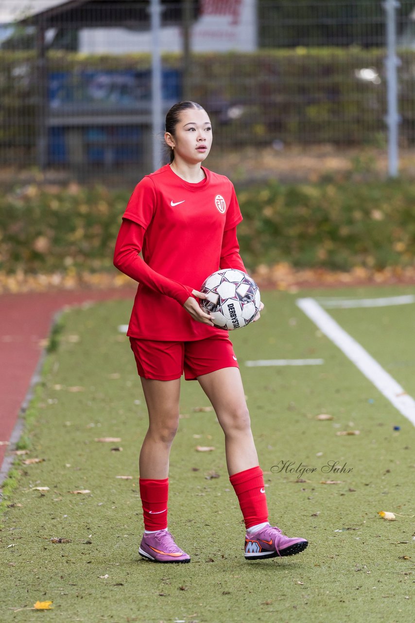 Bild 156 - wCJ Eimsbuettler TV - FC Rosengarten : Ergebnis: 2:0